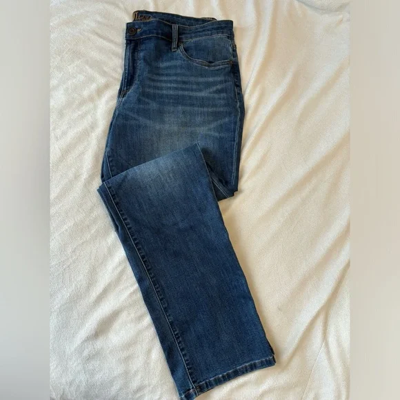 Kut from the Kloth Straight Leg Jeans - Picture 4 of 10